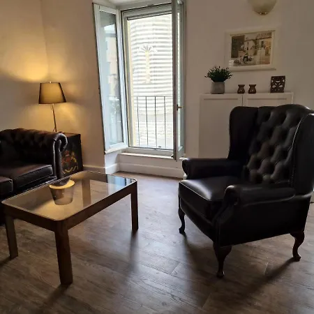 Residenza Duomo Tatil Evi *